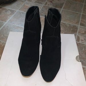 Women’s ankle boots